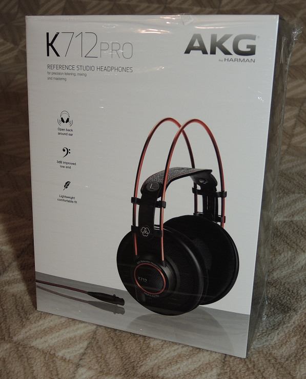 AKG BOX -20th Anniversary Edition-